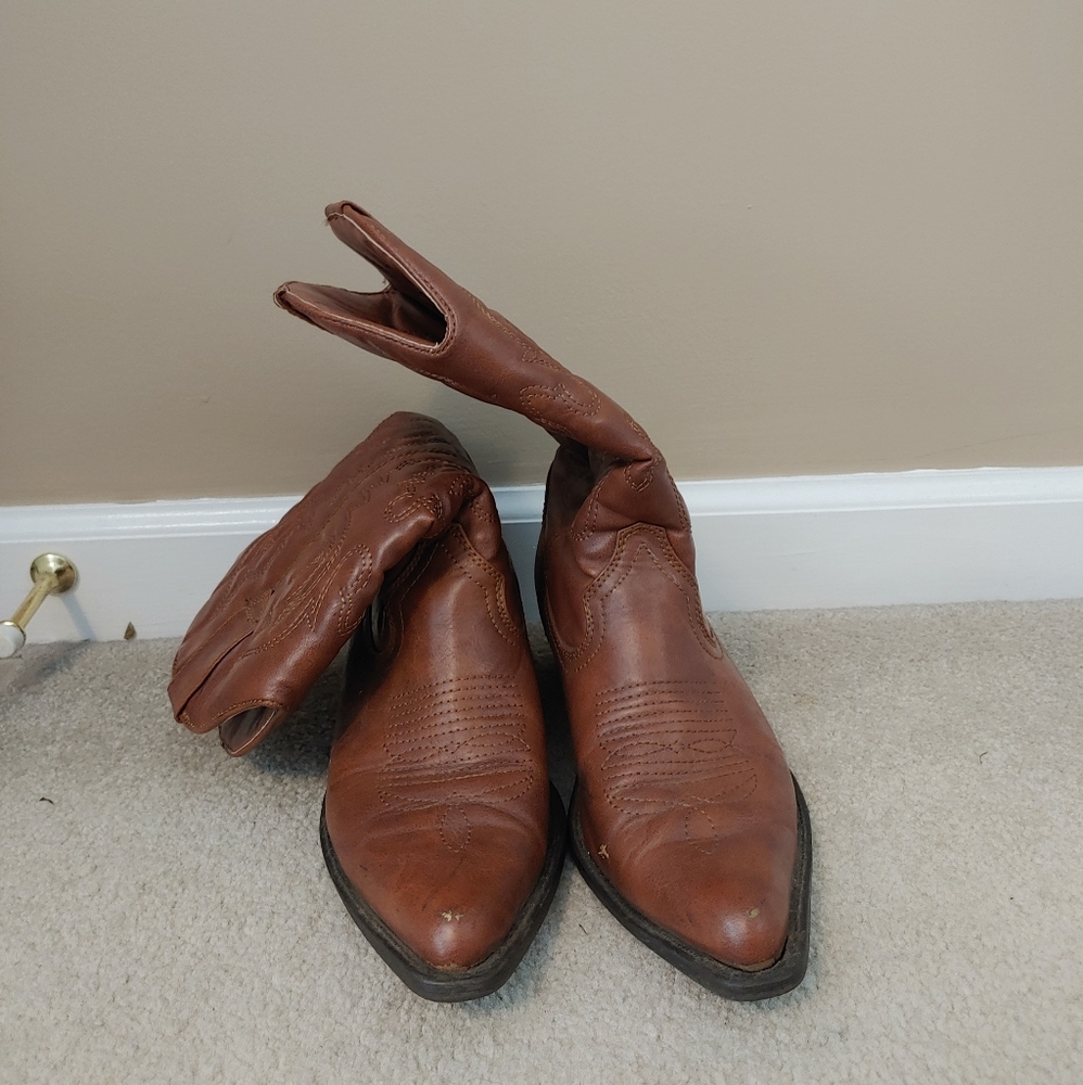 Madden Girl Cowboy Boots Size 7